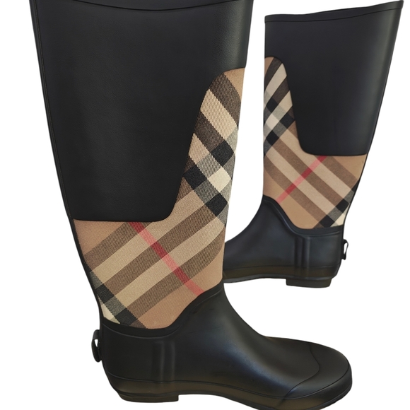 Burberry - Picture 4 of 12